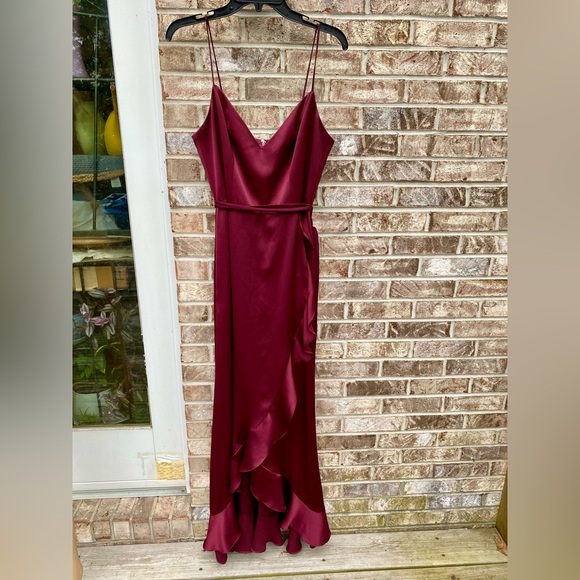 NWOTs Burgundy Asymmetrical Ruffle Celebrate DB Studio Goth Formal Prom Dress - Picture 8 of 11